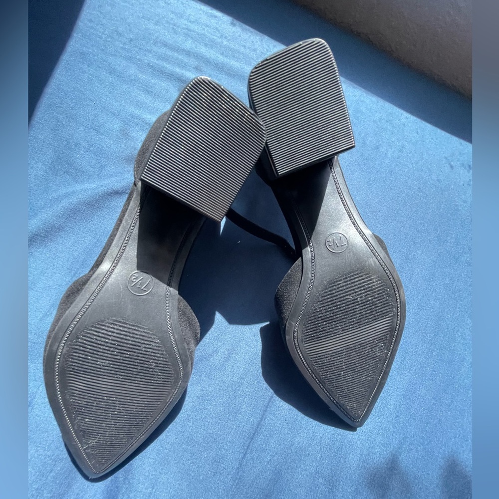 Heels - Picture 7 of 8